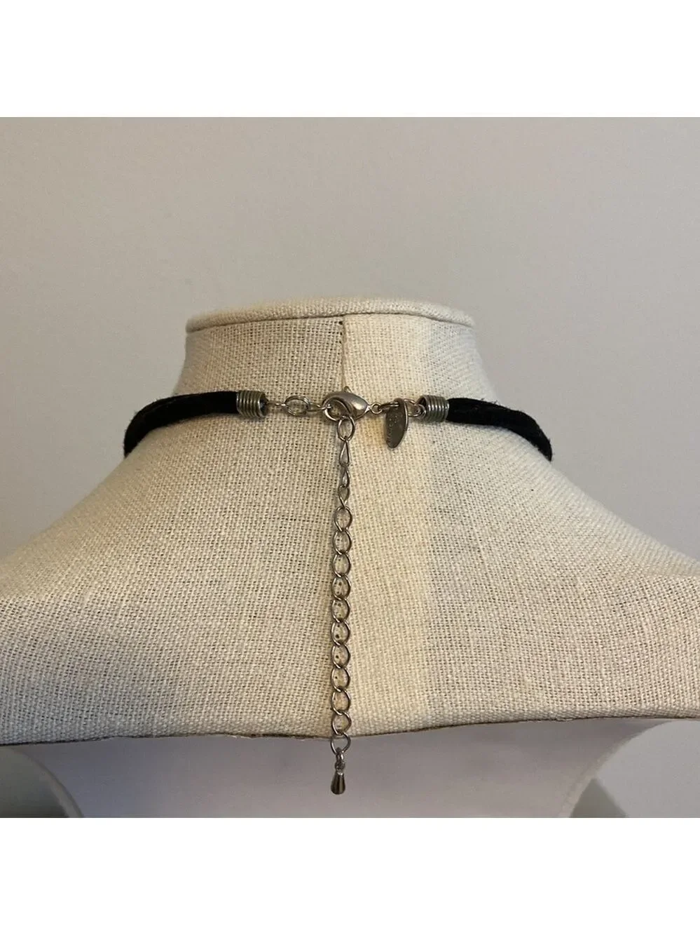 Lia Sophia Aspen Necklace Mother of Pearl Suede Cord Silver Tone 16